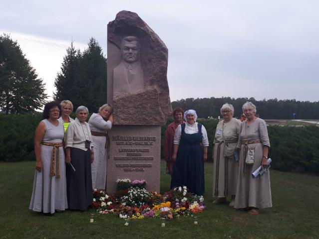 Amatnieku kopa "Laipa"